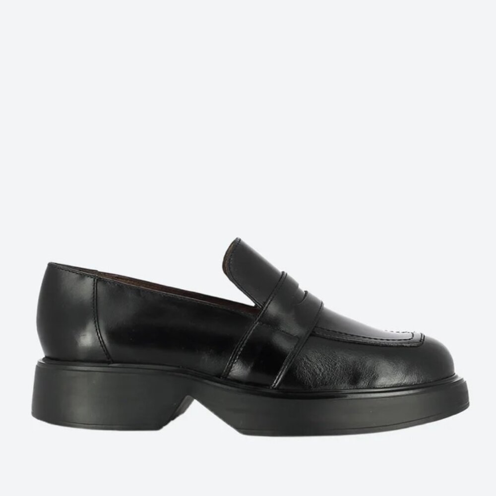 Wonders B-8207 Loafer – Black Oregon Leather (EU 38)